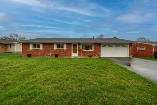 2525 Newcastle Dr, Dayton, OH 45420
