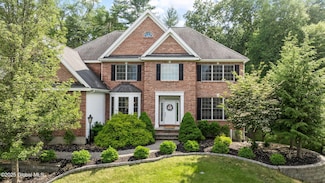779 Waldens Pond Rd, Albany, NY 12203