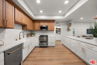 1875 Kelton Ave Unit 104, Los Angeles, CA 90025