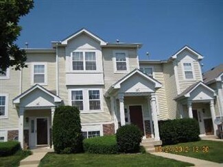 153 Holiday Ln Unit 563, Hainesville, IL 60073
