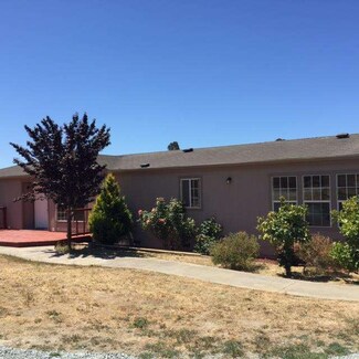 275 Casserly Rd, Watsonville, CA 95076