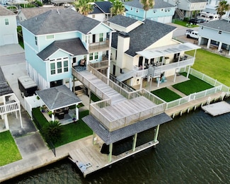 1177 Sailfish St, Hitchcock, TX 77563