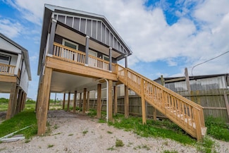 837 22nd St, San Leon, TX 77539