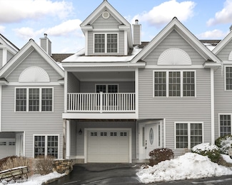 114 Carrington Ln, Uxbridge, MA 01569