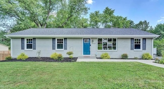 5401 Gieser Rd, Roanoke, VA 24018