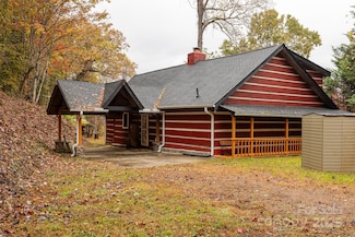 523 Sundown Dr, Franklin, NC 28734