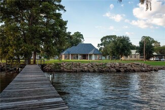 125 Pleasant St, Lake Arthur, LA 70549