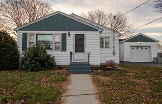 10 Ray St, Johnston, RI 02919
