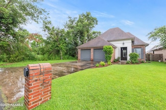 106 Whitewater Dr, Broussard, LA 70518