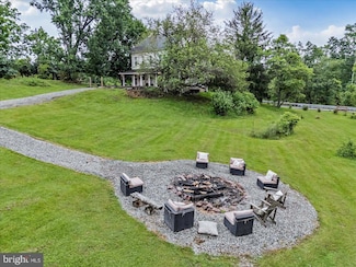 1962 Tollgate Rd, Palm, PA 18070