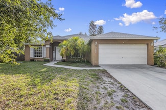 3182 SW Cathedral St, Port Saint Lucie, FL 34953