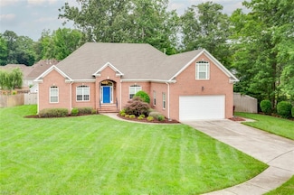 608 Marjorie Ln, Chesapeake, VA 23320