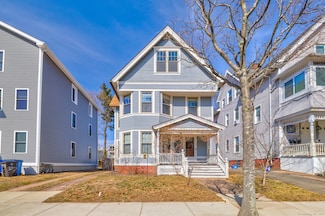 31 Woodland St, New Haven, CT 06511