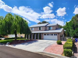 15178 Orchard Hill Ln, Helendale, CA 92342