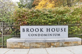 77 Pond Ave Unit 203, Brookline, MA 02445