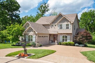 630 Pine Creek Dr, Chesterfield, MO 63017