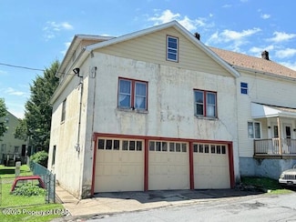 530 N Sherman Ct, Hazleton, PA 18201