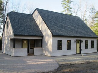 11 E Ridge Rd, Southwest Harbor, ME 04679