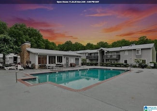 708 Woodland Village Unit 708, Vestavia Hills, AL 35216