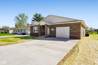240 Western Pkwy, Seymour, IN 47274