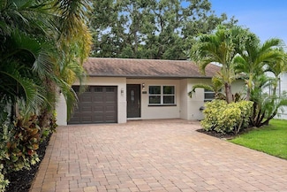 5702 Tangerine Ave S, Gulfport, FL 33707