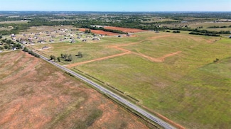 2029 E Rock Creek Rd, Tuttle, OK 73089