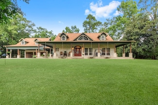 375 Crestview Dr, Livingston, TX 77351