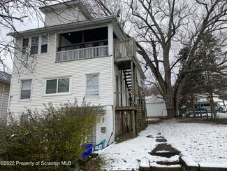 1011 W Market St, Scranton, PA 18508