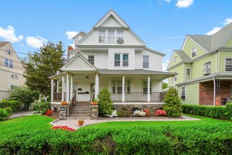 27 Linden Place Unit 2F, New Rochelle, NY 10801