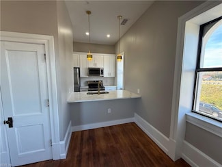 332 34th St Unit 215, Newport News, VA 23607