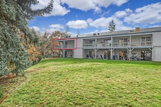 854 Twin Pines Cir Unit 7, Ashland, OR 97520