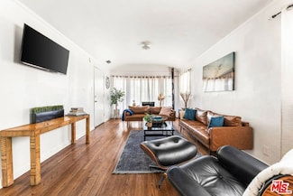 608 N Alta Vista Blvd, Los Angeles, CA 90036