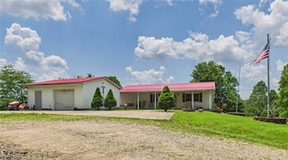 268 Mountain View Dr, Big Springs, WV 26137