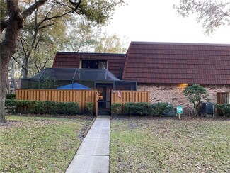 2708 9th Ct, Palm Harbor, FL 34684