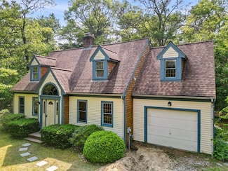 1 Peggys Ln, Sandwich, MA 02563