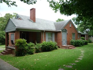 9900 Tuskegee St, Notasulga, AL 36866