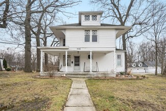 1536 4th St NW, Grand Rapids, MI 49504
