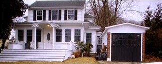 45 Middle St, South Dartmouth, MA 02748