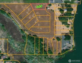 9 Valley Rd NE Unit 9, Moses Lake, WA 98837