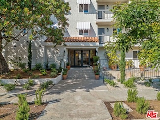 2501 S West View St Unit 208, Los Angeles, CA 90016