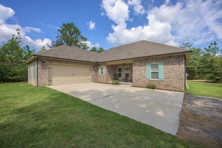 768 Long Rd, Defuniak Springs, FL 32433