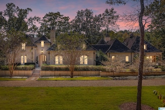 3573 River Bend Rd, Mountain Brook, AL 35243