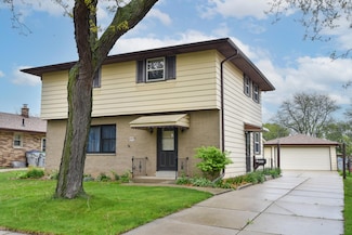 4828 S 21st St, Milwaukee, WI 53221
