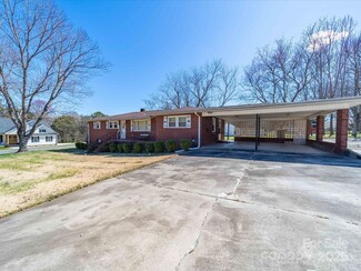 2310 Clay St, Kannapolis, NC 28083