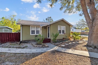 6301 Hobson St NE, Saint Petersburg, FL 33702