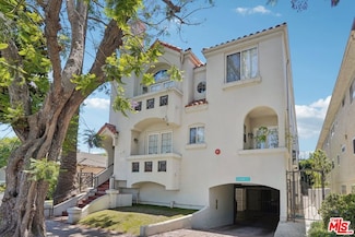 1751 Barry Ave Unit 4, Los Angeles, CA 90025