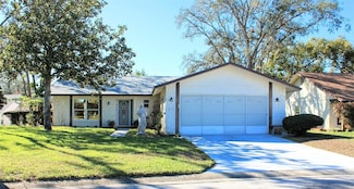 8040 Pasadena Dr, Port Richey, FL 34668