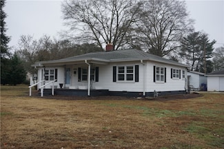 615 Belton Hwy, Williamston, SC 29697