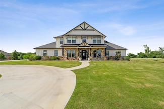 8038 Hencken Ranch Rd, Fort Worth, TX 76126