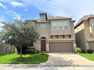 13216 Green Hills Dr, Houston, TX 77077